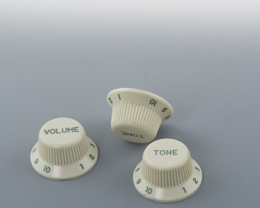 Vintage Relic White Small Numbers Green Knob Set